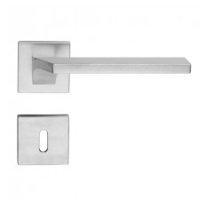 Door handle GIRO on square rose with keyhole esc. (E)